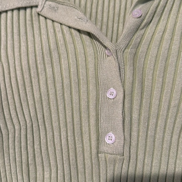 Urban Outfitters ribbed crop top - Picture 5 of 8